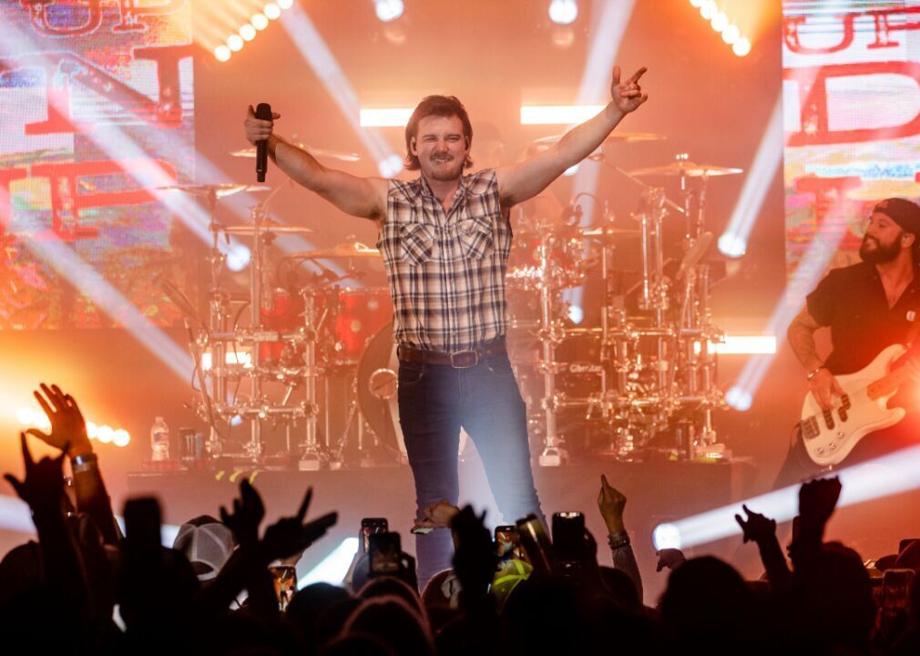 2019: 'Whiskey Glasses' by Morgan Wallen